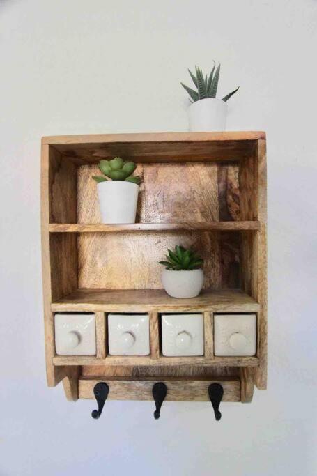 Chic And Modern Steps From The Apartamento *